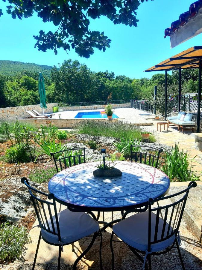 Ljubitovica Relaxing Dalmatian House In Village מראה חיצוני תמונה